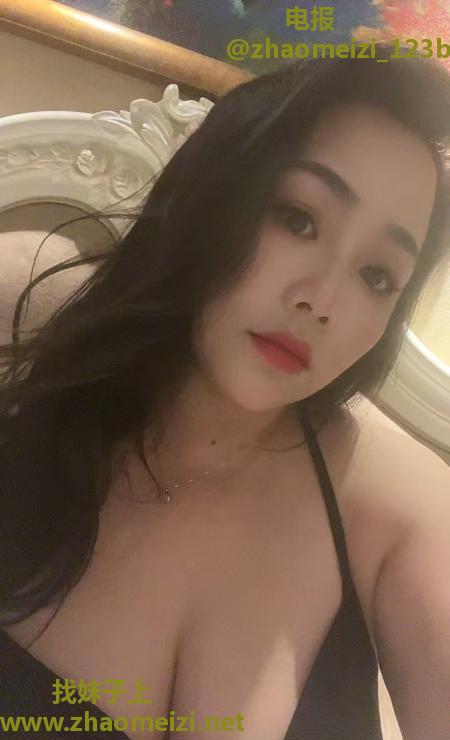 体验巨乳御姐