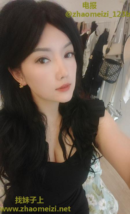 官渡丰满小少妇