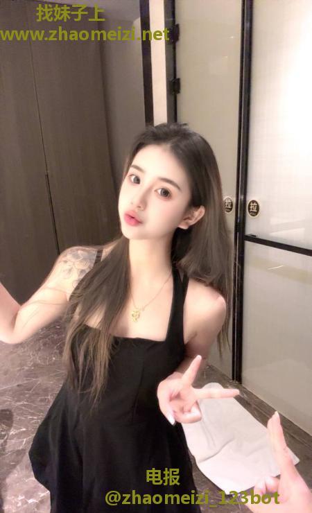 丝袜情趣骚妹妹