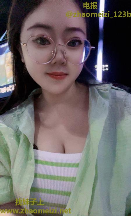 光谷服务系F巨乳琦琦