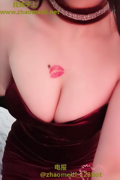 天河肥臀爆乳筱桐