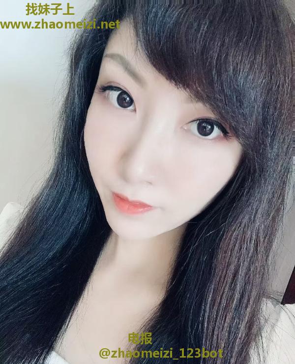 1米7长腿小姐姐