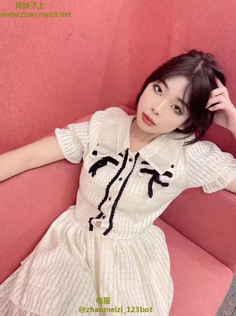 北京刚下水18岁嫩妹小凤