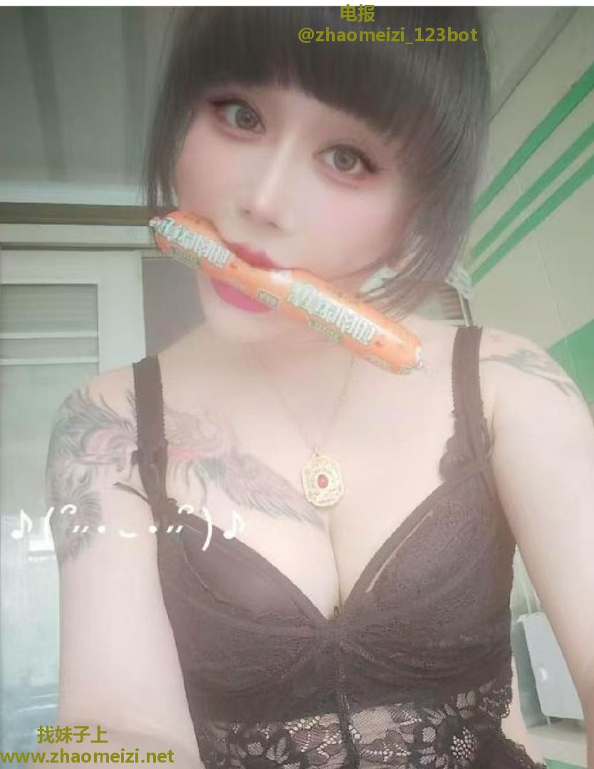 上下双插后入御姐