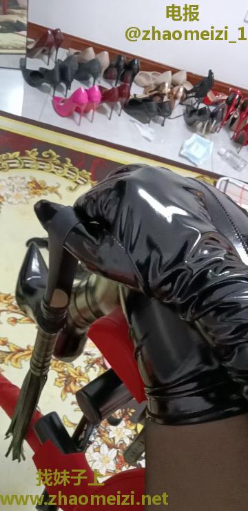 应有尽有的字母婊