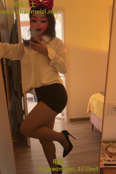 丰乳肥臀卡戴珊老师