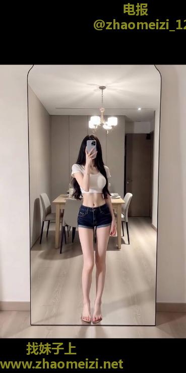 浦东长腿细腰小琴