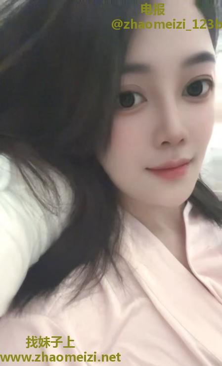 成都武侯天府美女知夏