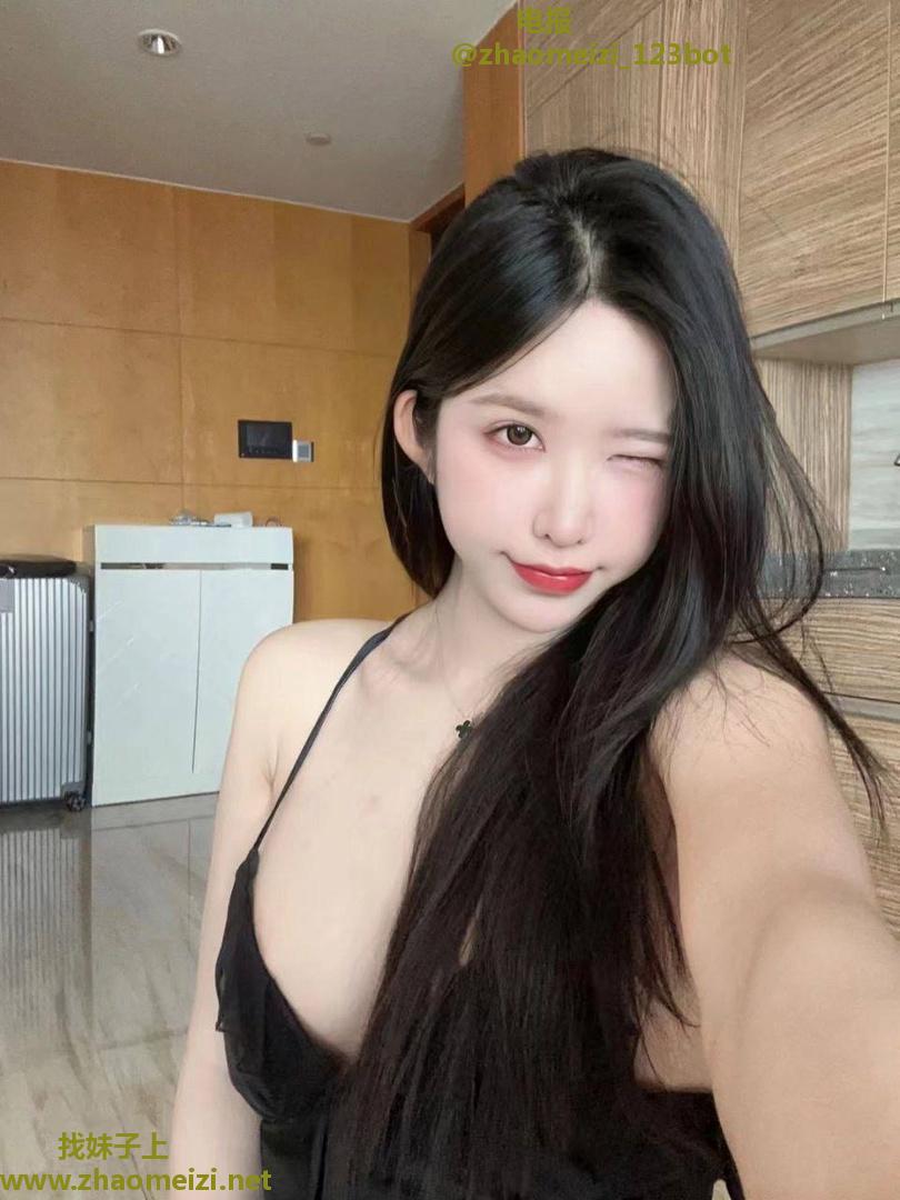 骚嫩丰满尤物姐姐