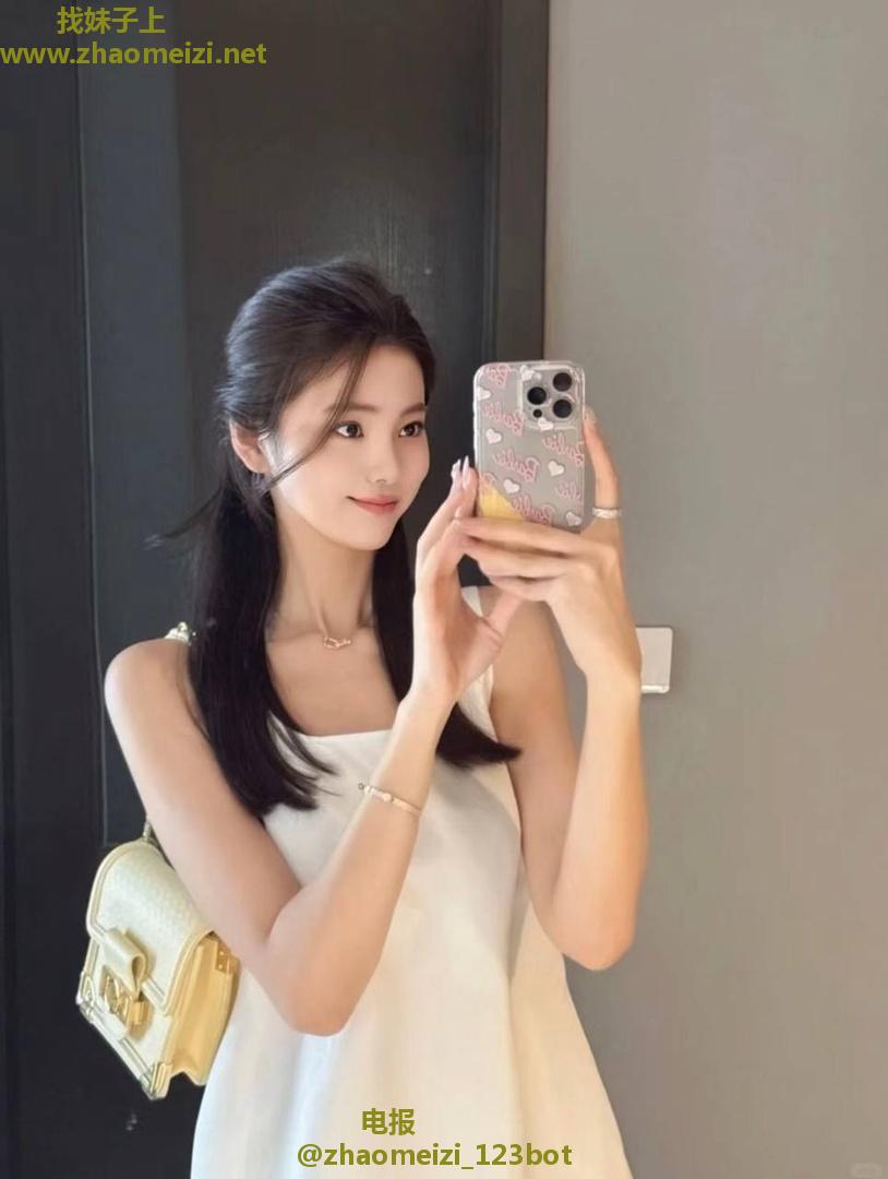 孝南刚毕业反差妹妹