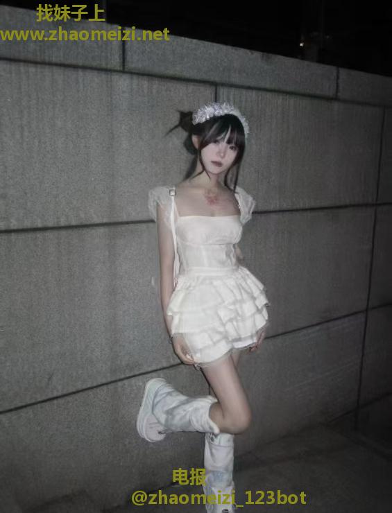 08白虎百变萝莉萱萱