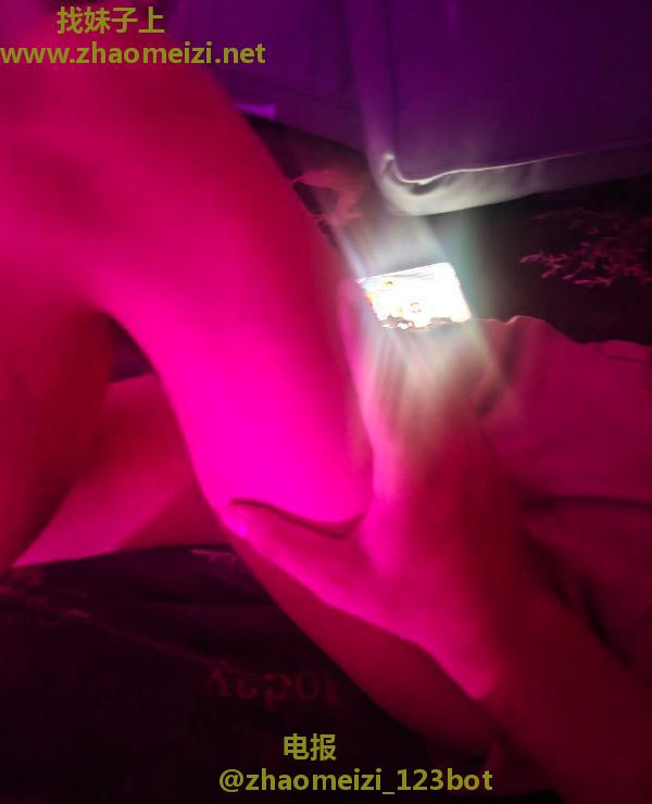 颜值服务型老师