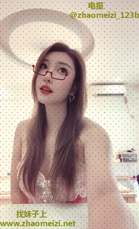 汉阳颜值御姐雯宝