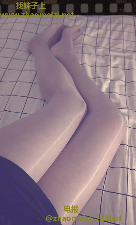 夫子庙大胸美女回归