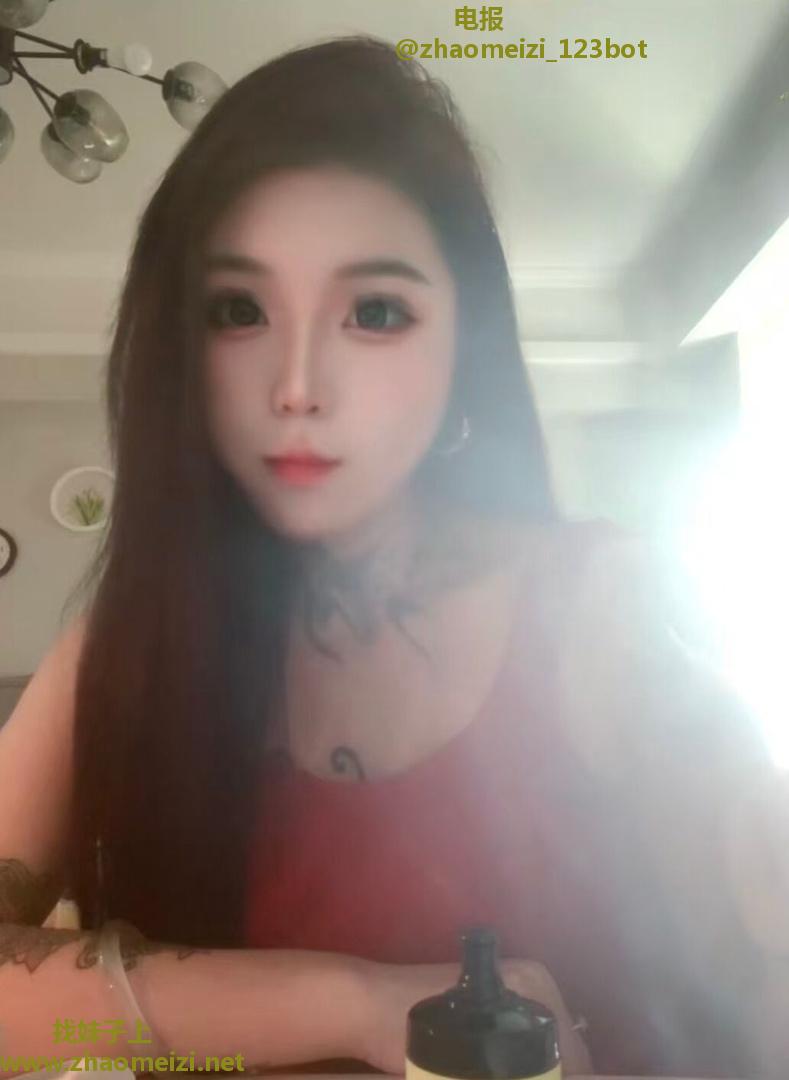 丰台7克拉纹身小姐姐