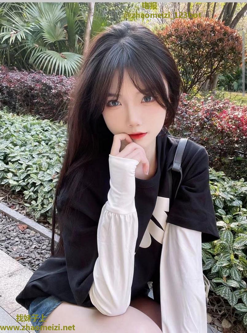 滨江年轻网吧前台