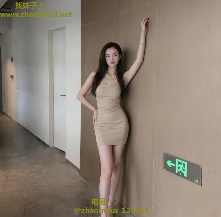 白细性感妹琪琪