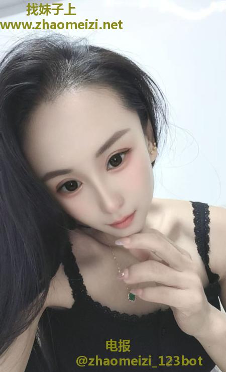 深喉河西小少妇