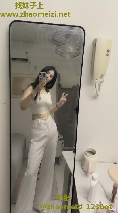 成都三通女神小金莲