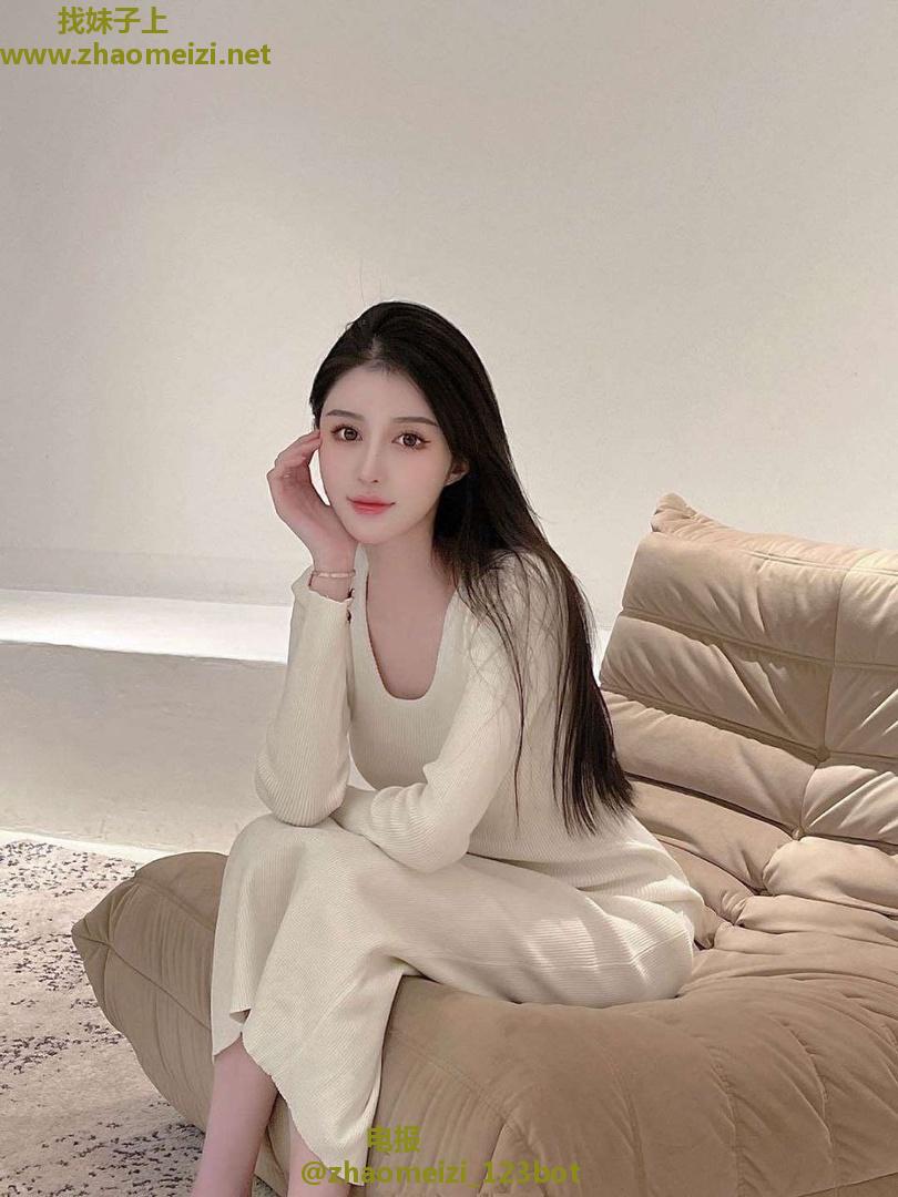 极品白嫩美鲍露露