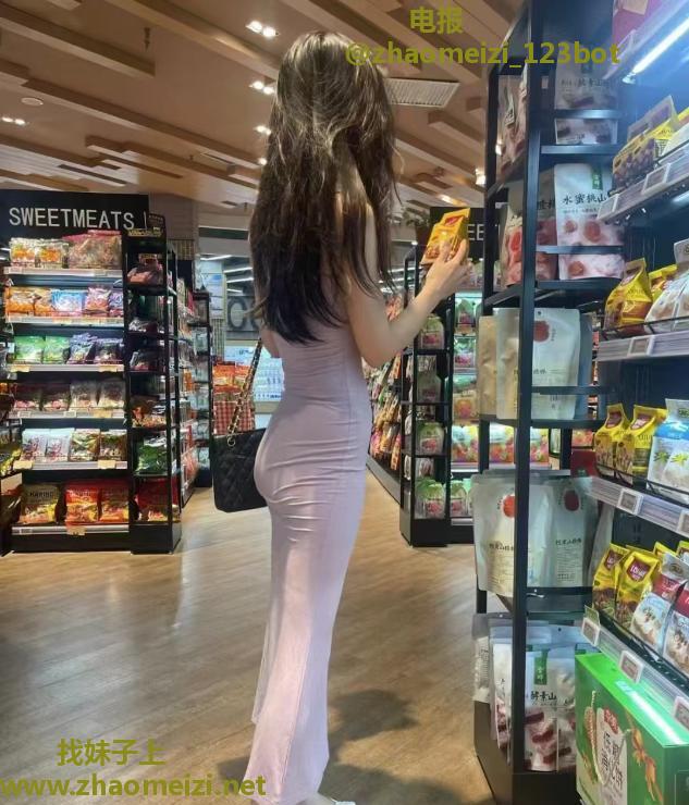 火辣性感身材喜宝