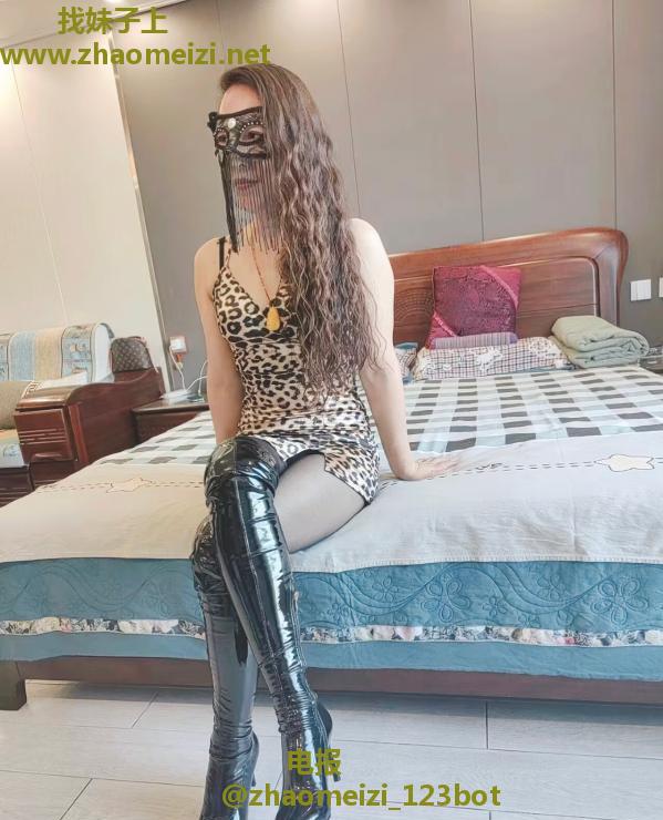 赛罕S大波浪皮鞭教主