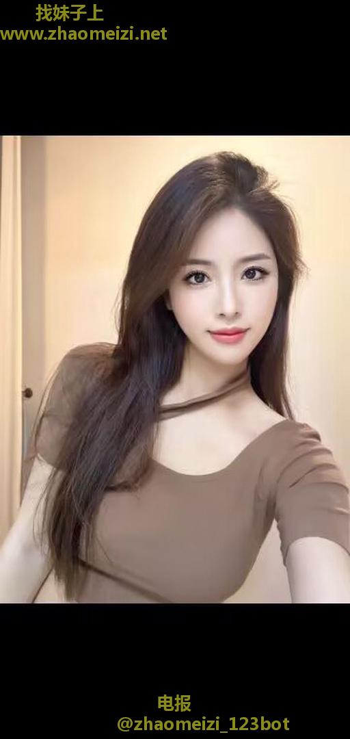 韵味水嫩年轻少妇