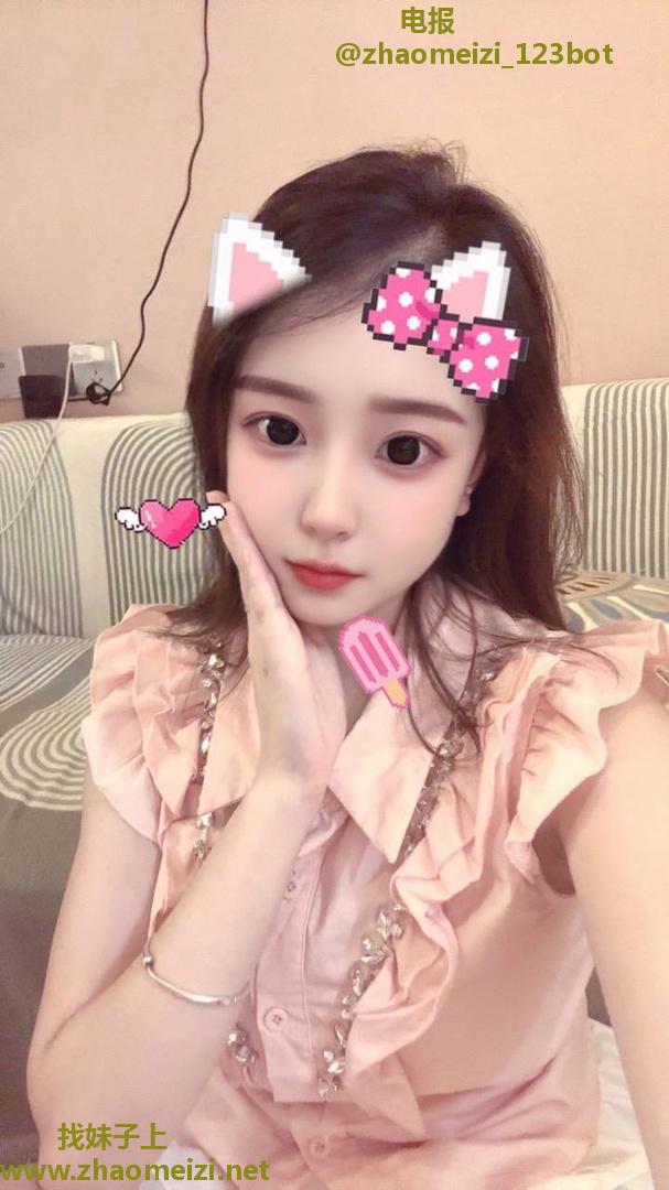 水嫩邻家纯欲小妹