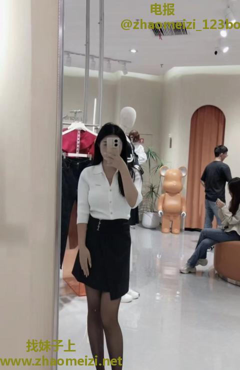 南城丝足翘臀喵喵