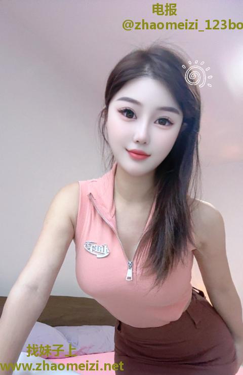 吴中可甜可御的妹子