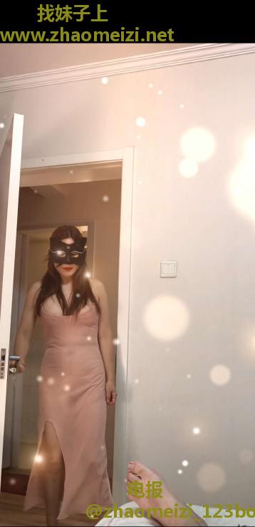 油坊桥附近小姐姐