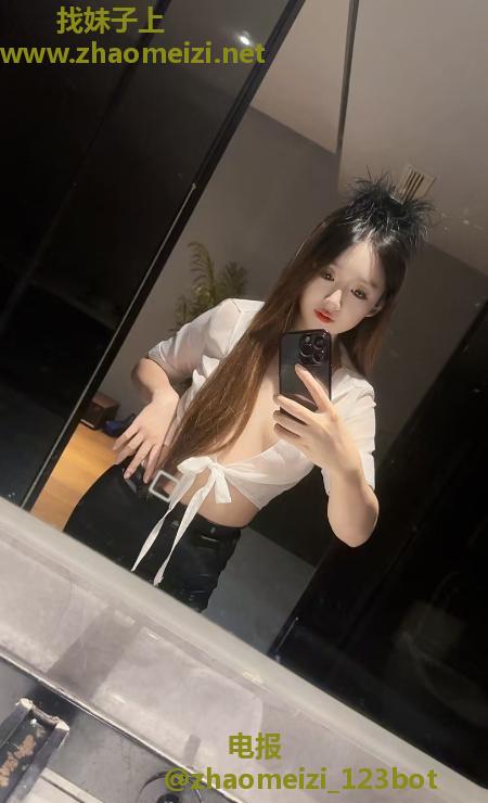 江北长腿佳人依依