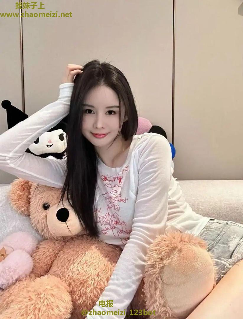 南山一字马媚儿回归