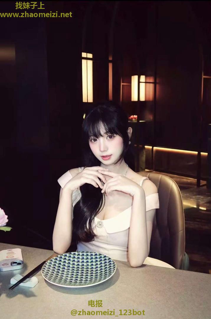 闵行小薇善解人意，