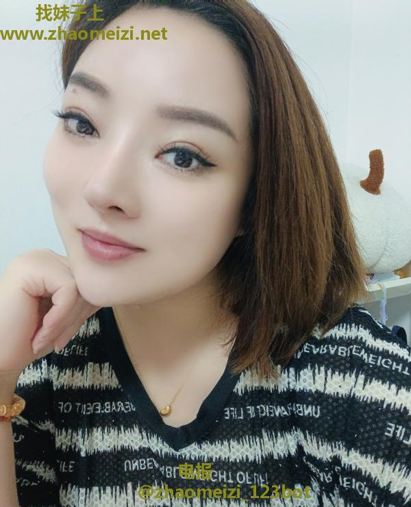 徐汇三通骚少妇