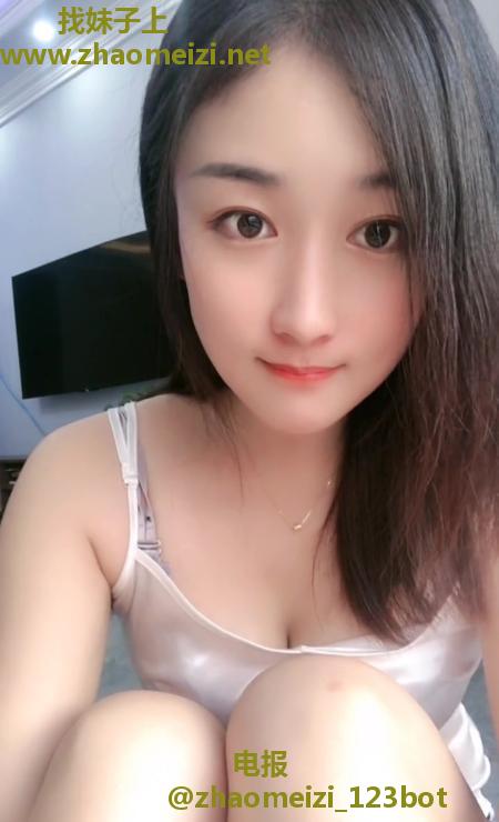 女友感萌萌老师