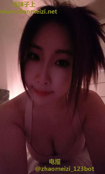 河西温柔性感爆乳骚货