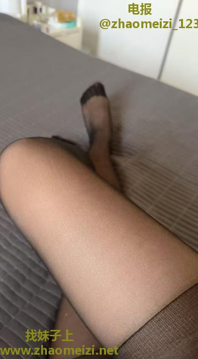 轻熟少妇小雪碧