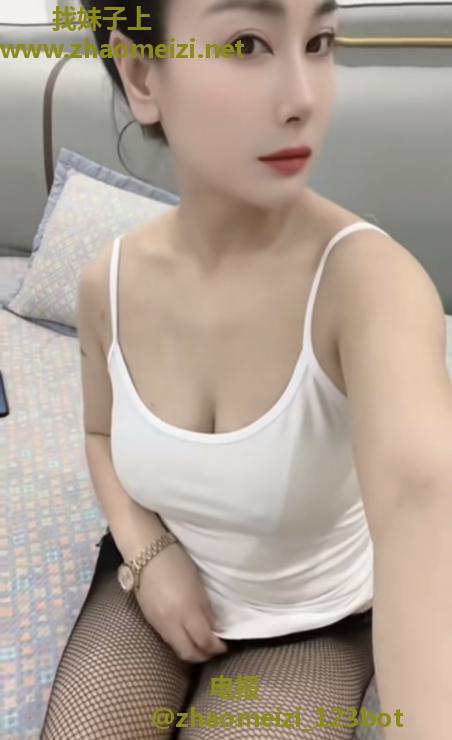 镇坪路风骚大奶少妇