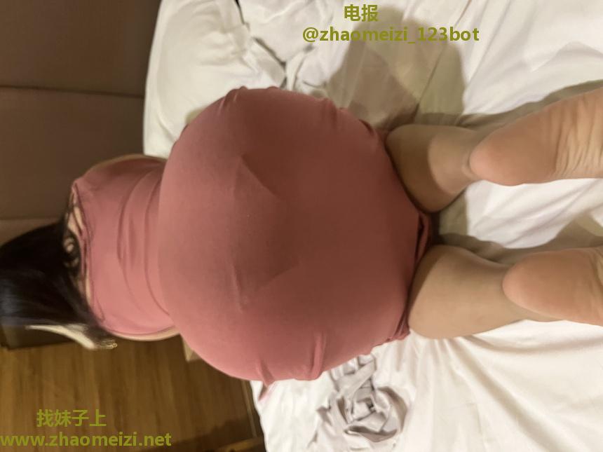 小烧逼。特别骚