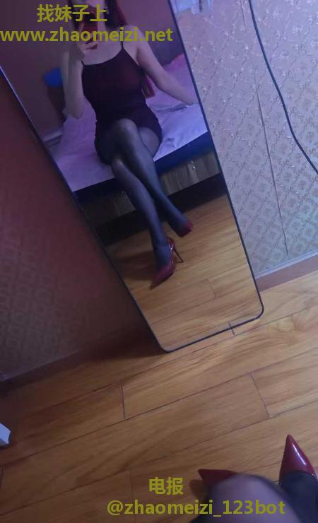 铁机路兰兰小姐姐