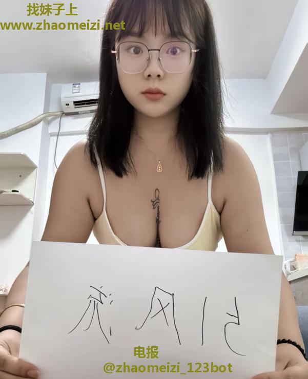 龙岗健身美女扶摇