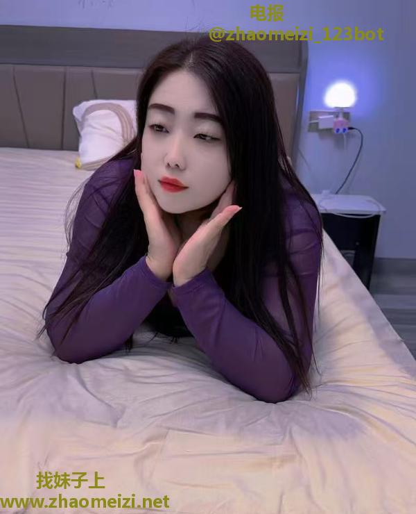 巨乳少妇曼曼老师