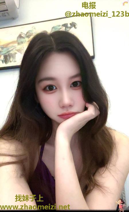 吴中性感长腿嫩妹