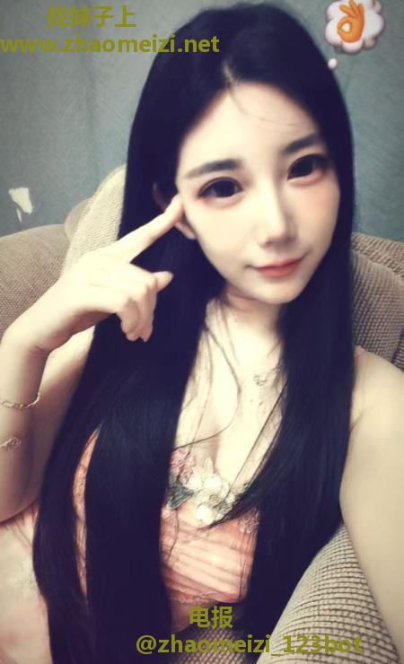 高颜值舞蹈女神南希