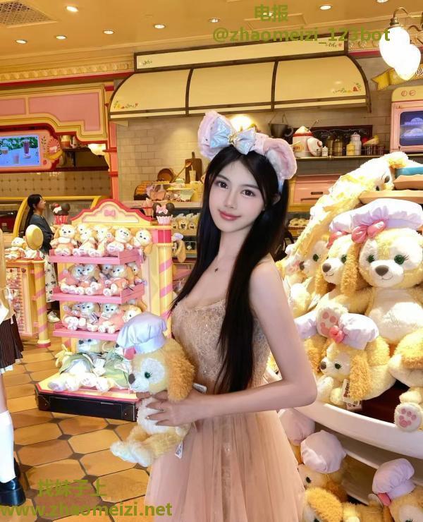 气质高颜值模特