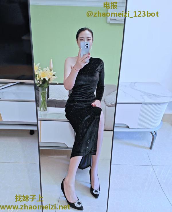 丰台长腿骚少妇