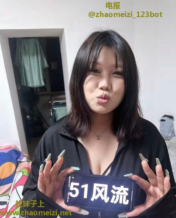 铁西大胸纹身妹妹