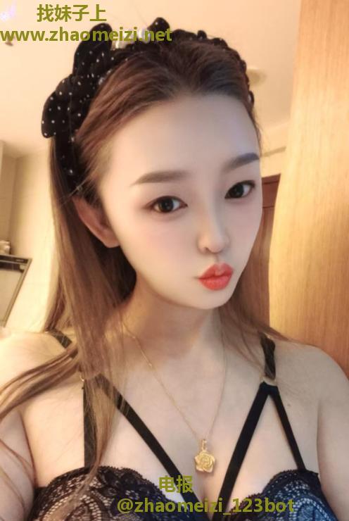 龙华性感E奶丹妮