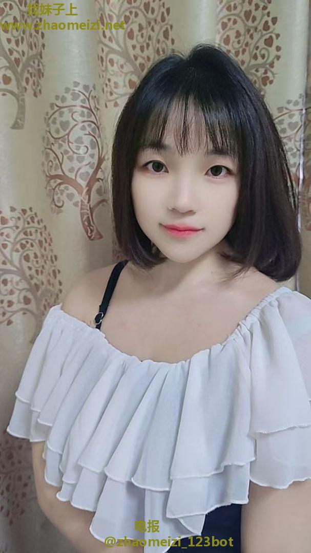 高新气质丰满梦瑶